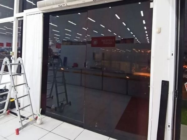 Película para Vidro em Uberlândia Películas Isofilme estilo Insulfilm em Uberlândia